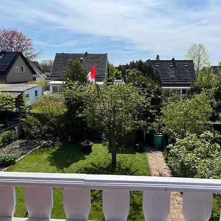 Elegante Apartment In Erftstadt Mit Balkon, Zentral, Bahnhof Nah, Phantasialand Bruehl Bei Cologne エクステリア 写真