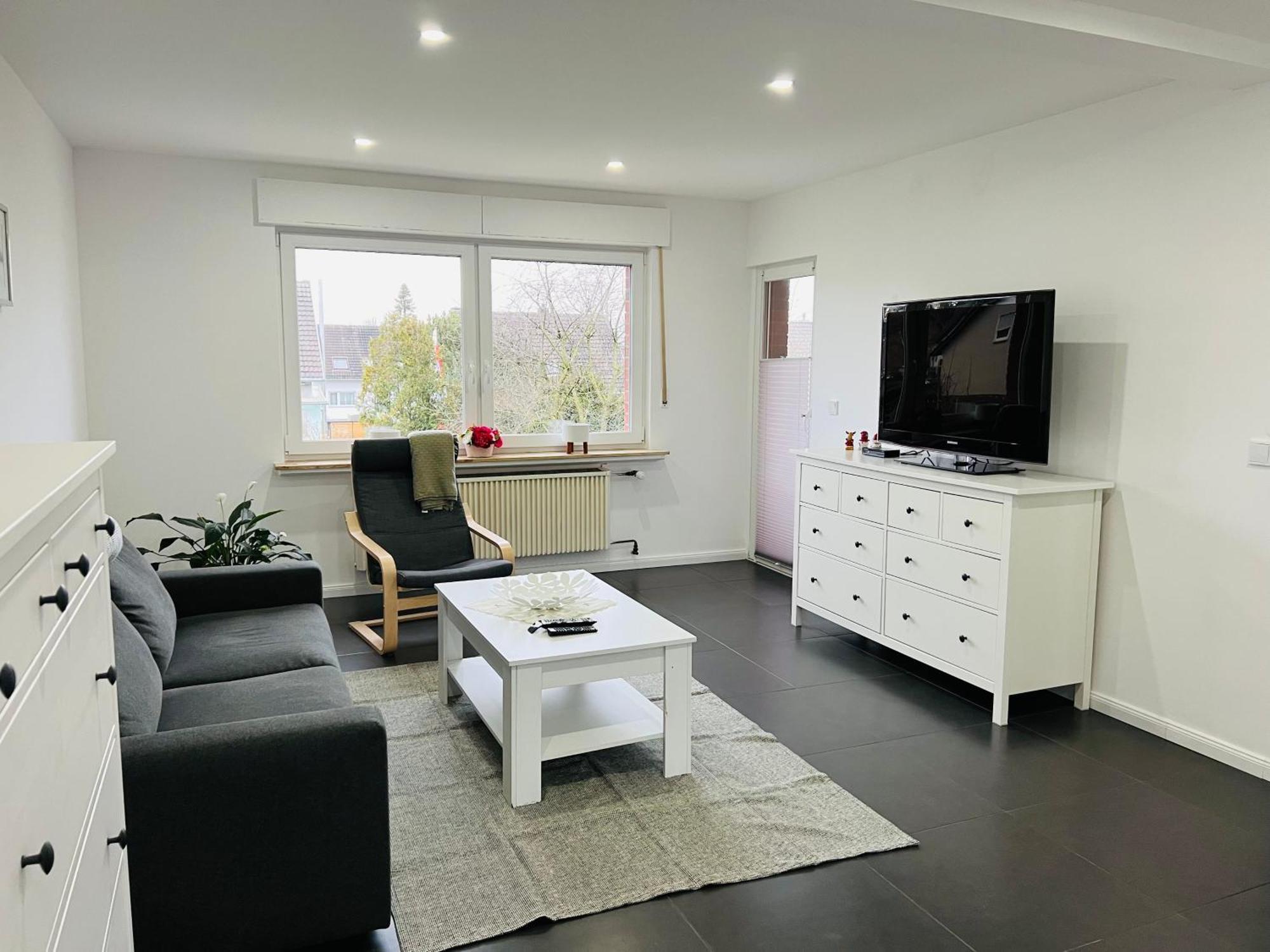 Elegante Apartment In Erftstadt Mit Balkon, Zentral, Bahnhof Nah, Phantasialand Bruehl Bei Cologne エクステリア 写真