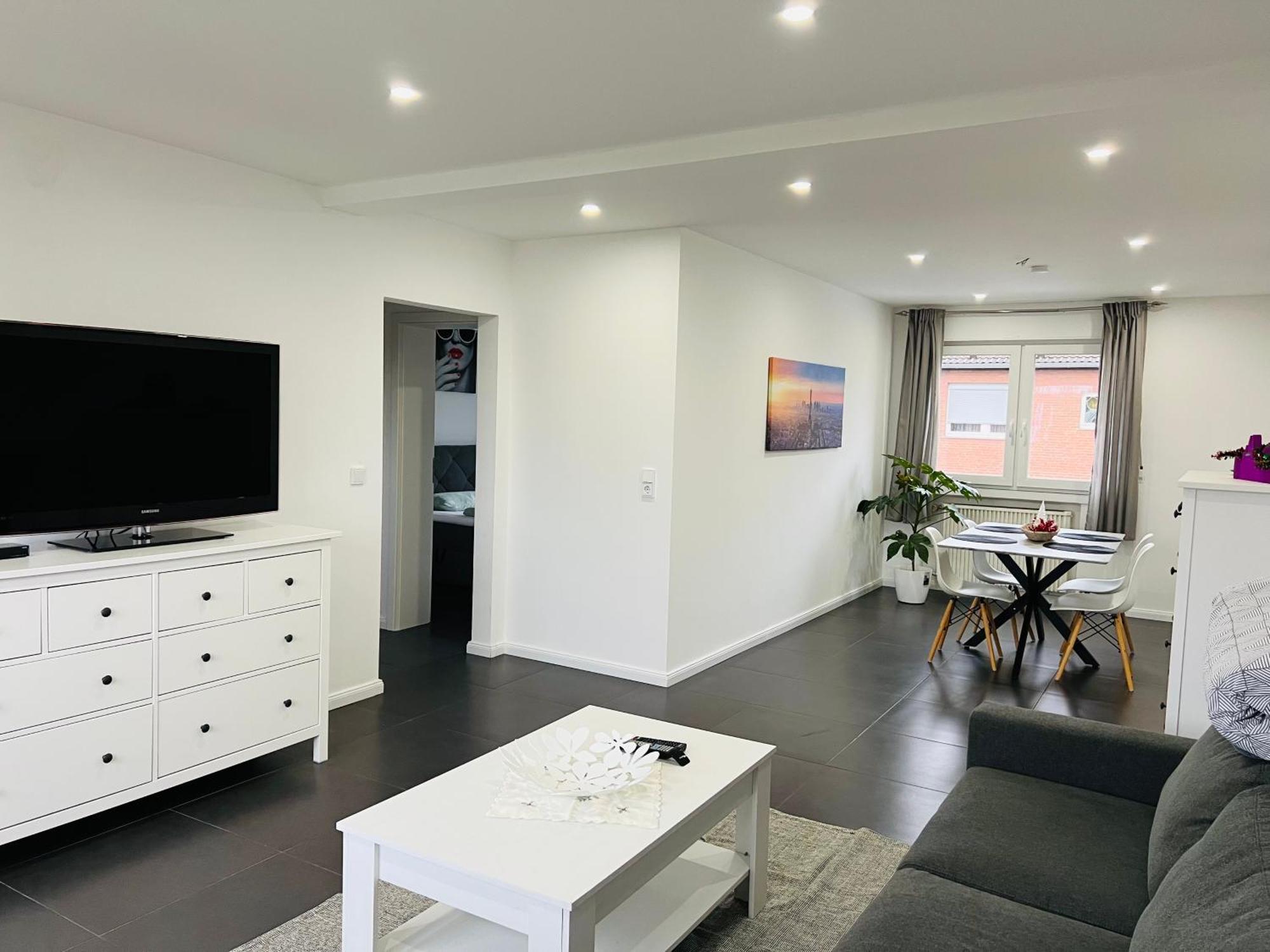 Elegante Apartment In Erftstadt Mit Balkon, Zentral, Bahnhof Nah, Phantasialand Bruehl Bei Cologne エクステリア 写真